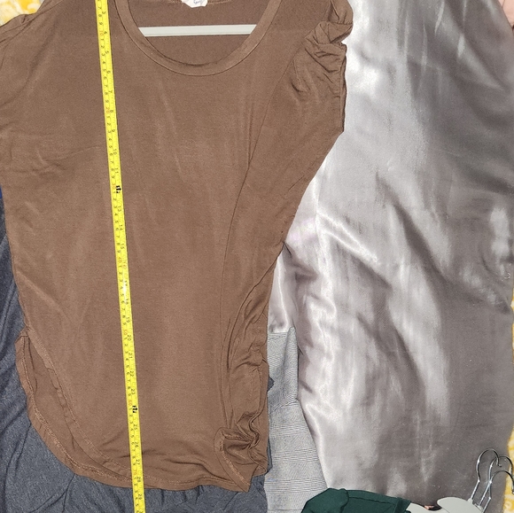 Fantastic Fawn brown long sleeve tunic top, size small - Picture 2 of 7